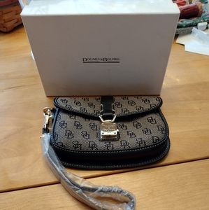 Dooney & Bourke Wristlet with Registration Card!